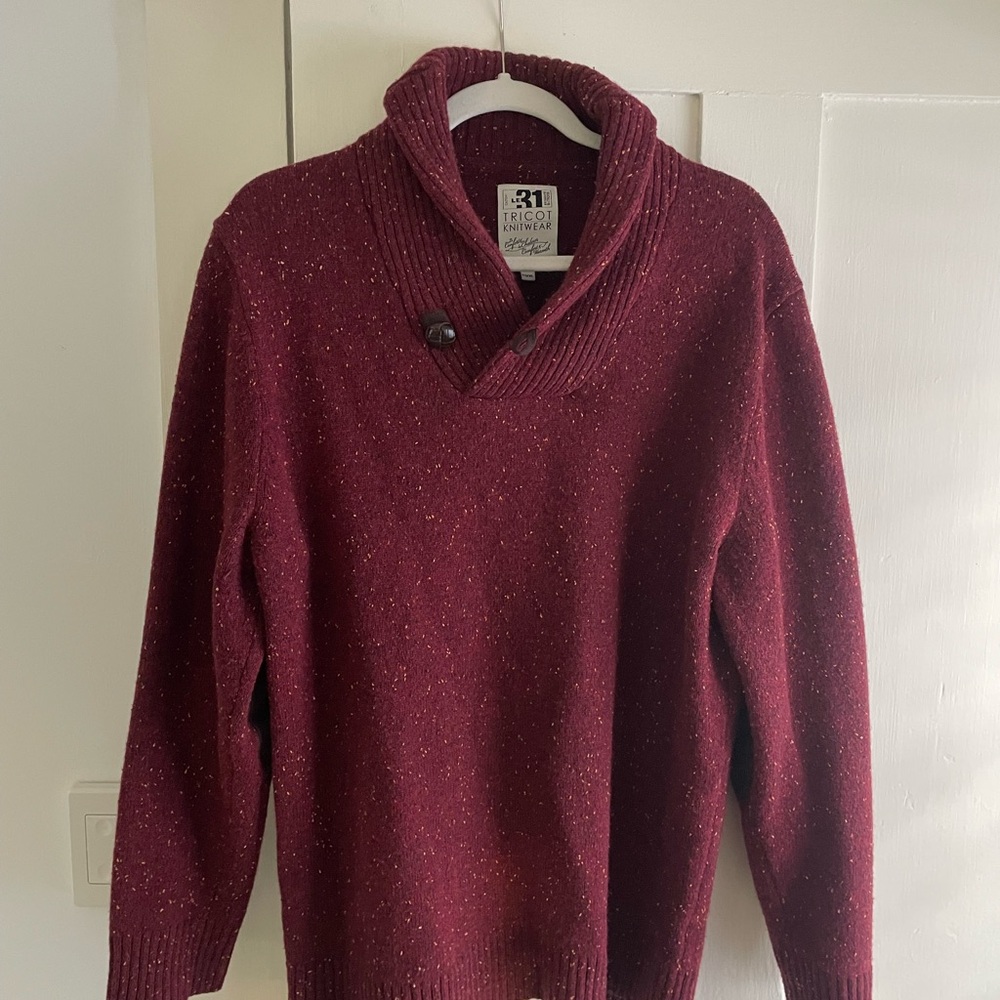 Le31 men’s shawlneck sweater in maroon